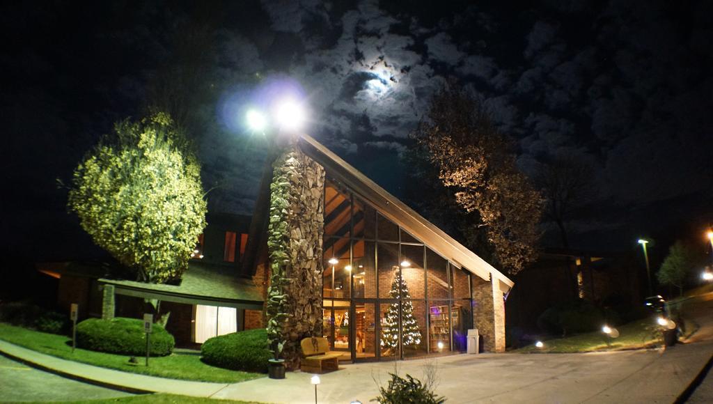 Riverbank Lodge Petersburg Esterno foto